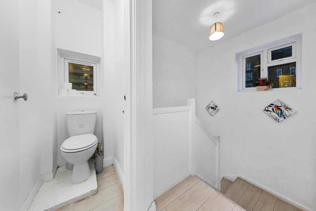 Holiday Home Near Kings Cross Sleep 12 Sp7 Londen Buitenkant foto