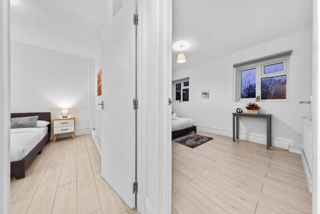 Holiday Home Near Kings Cross Sleep 12 Sp7 Londen Buitenkant foto