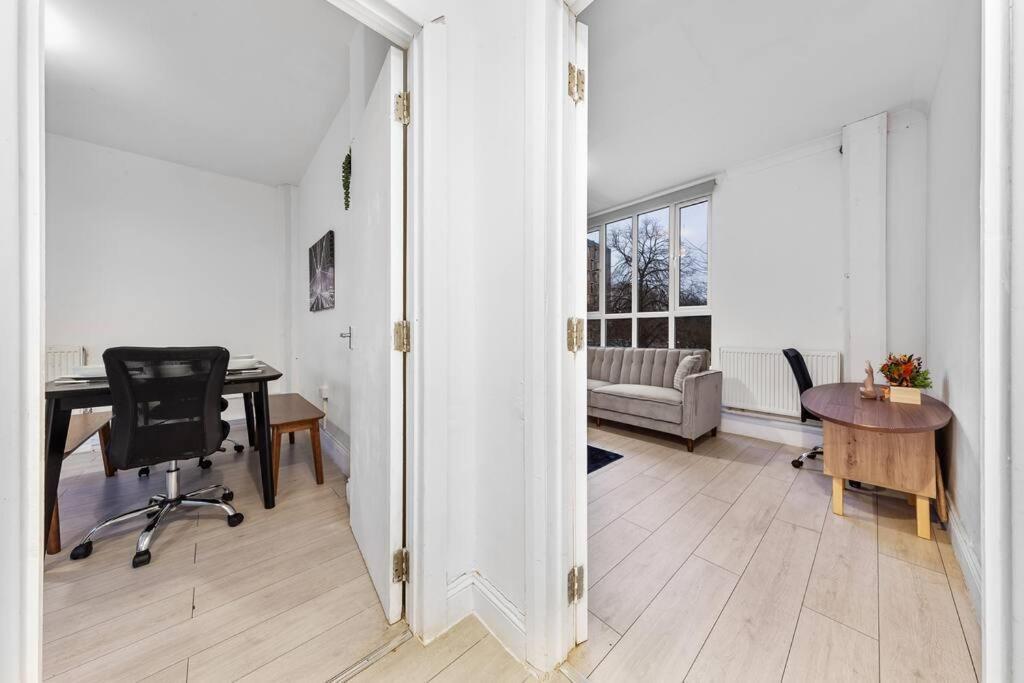 Holiday Home Near Kings Cross Sleep 12 Sp7 Londen Buitenkant foto