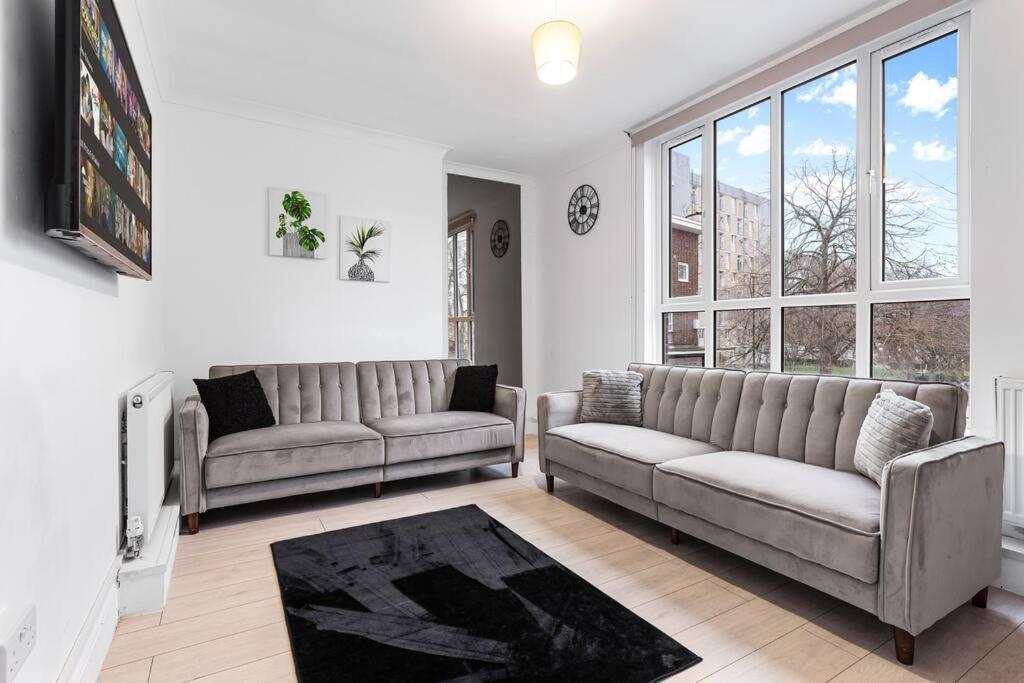 Holiday Home Near Kings Cross Sleep 12 Sp7 Londen Buitenkant foto